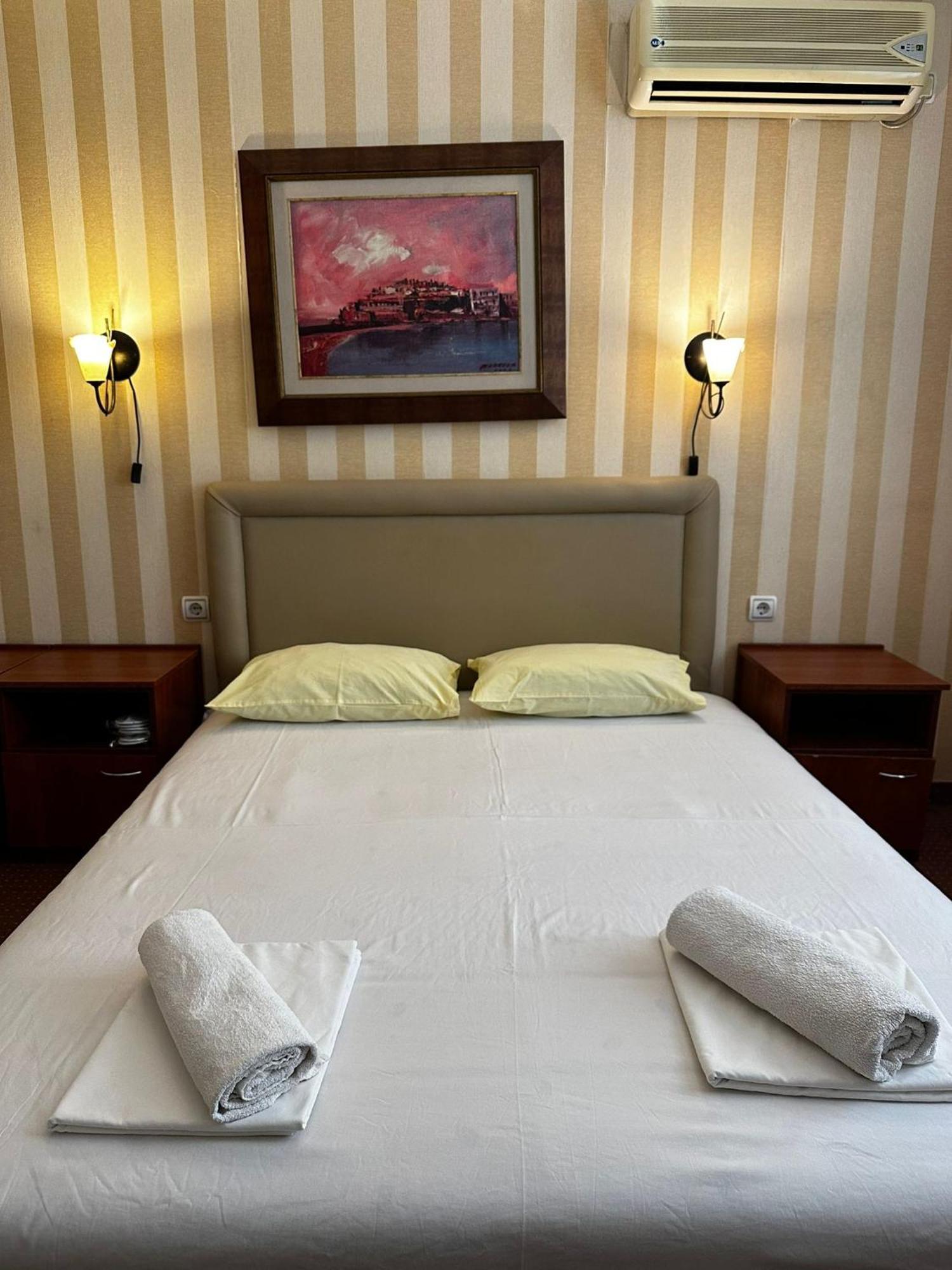 Central Hotel-budva Budva